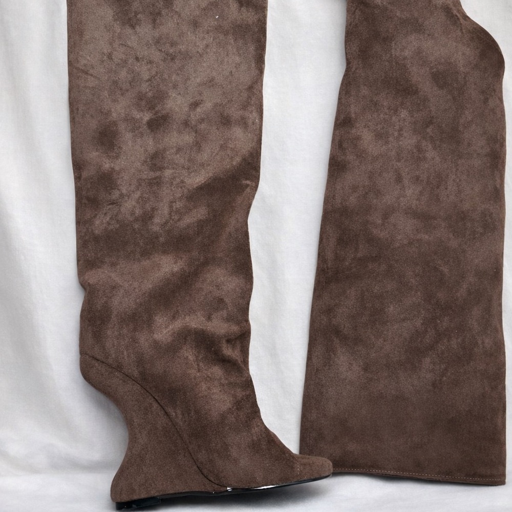Brown Suede Heeled Boots